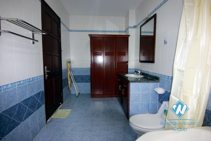 Very good price house for rent in Ciputra area, Tay Ho district 